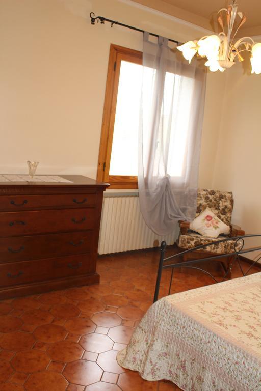 House In Caramagna Apartment Imperia Ruang foto